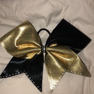black and gold cheer bow